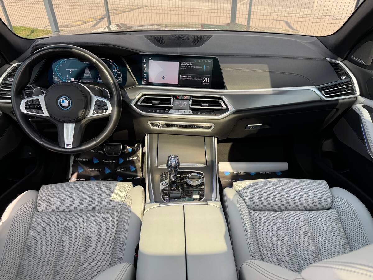 BMW X5 2023 - Потужність: 408 кс