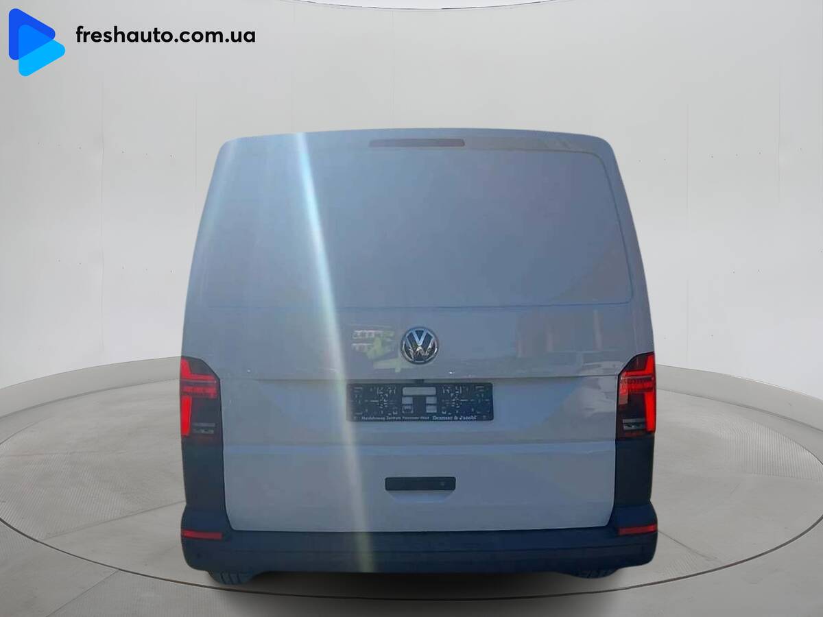 Volkswagen Transporter 2022 - Тип авто: Вантажівки 