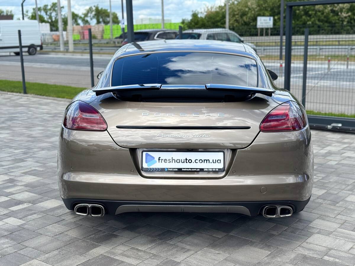Porsche Panamera 2011 - Country: Sweden 