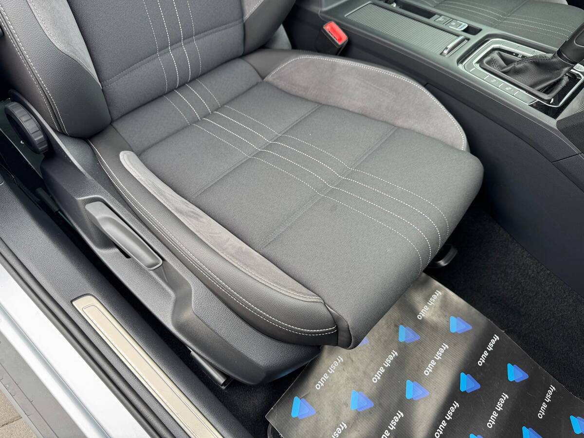 Volkswagen Passat Alltrack 2022 - фреш авто рівне