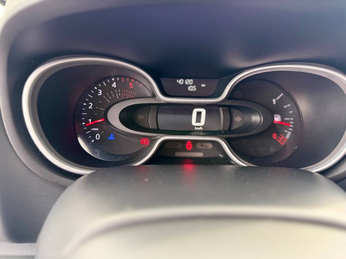 Renault Trafic 2021 - fresh auto