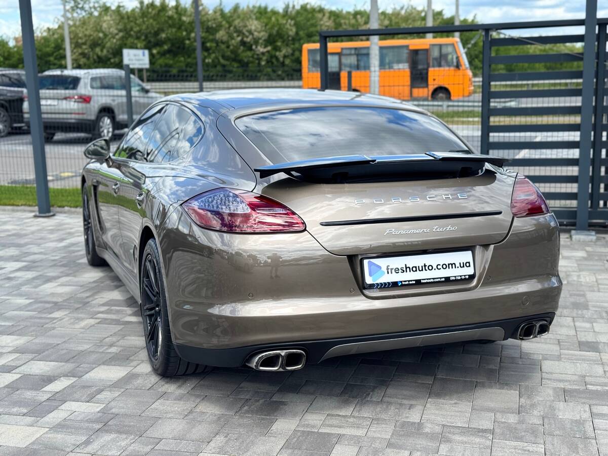 Porsche Panamera 2011 - Тип кузова: Інше 