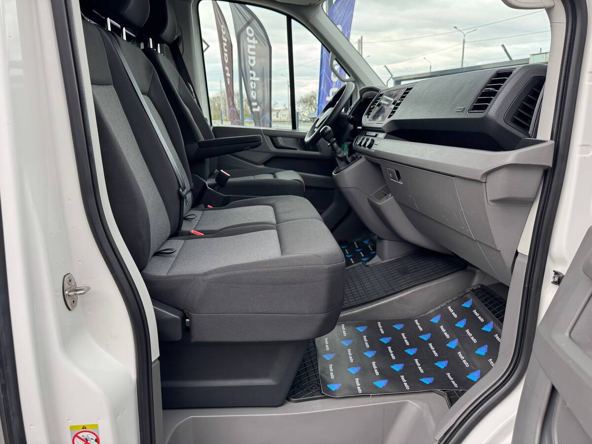 Volkswagen crafter 2022 - fresh auto