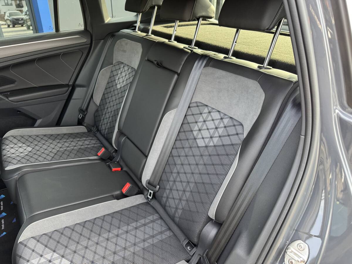 Volkswagen Tiguan 2022 - Комплектація: 2 X R LINE 