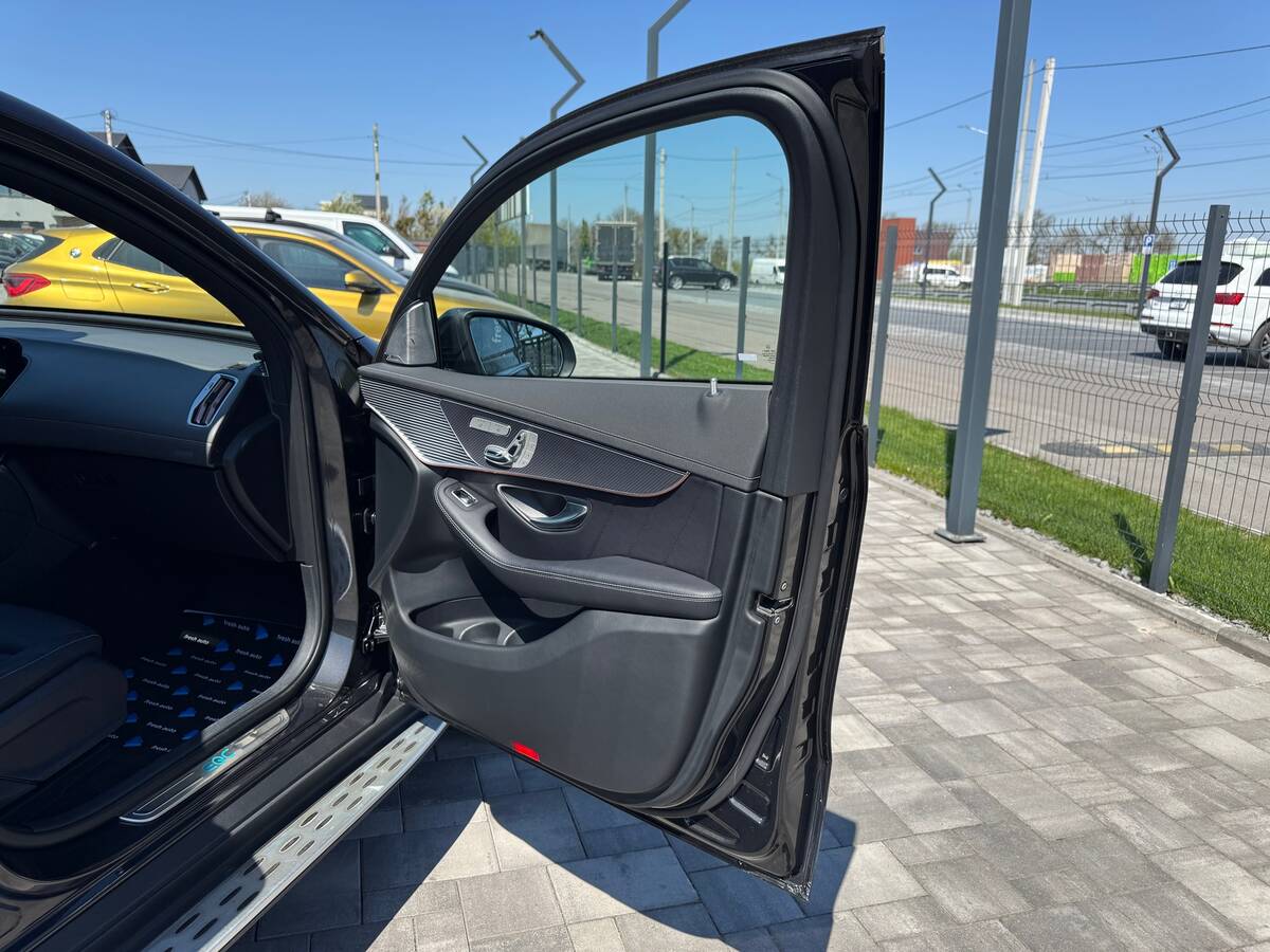 Mercedes-Benz EQC 2021 - сайт фреш авто