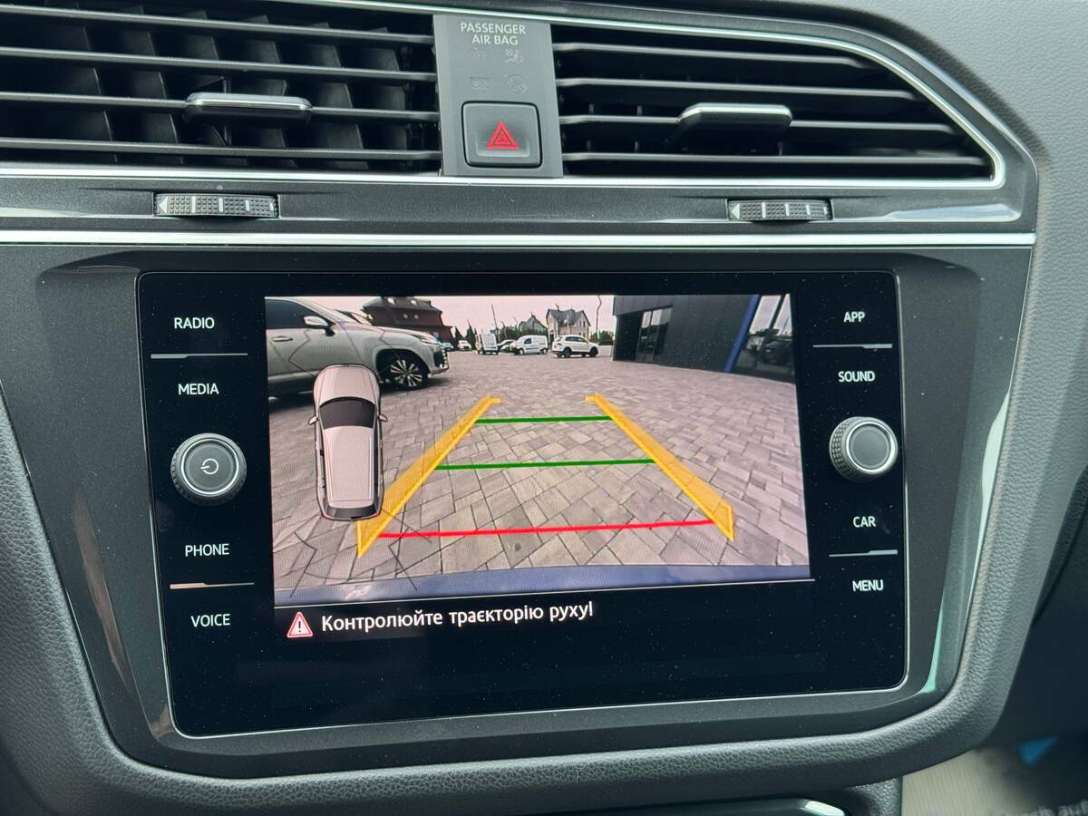 Volkswagen Tiguan 2019 - Number Of Seats: 5 