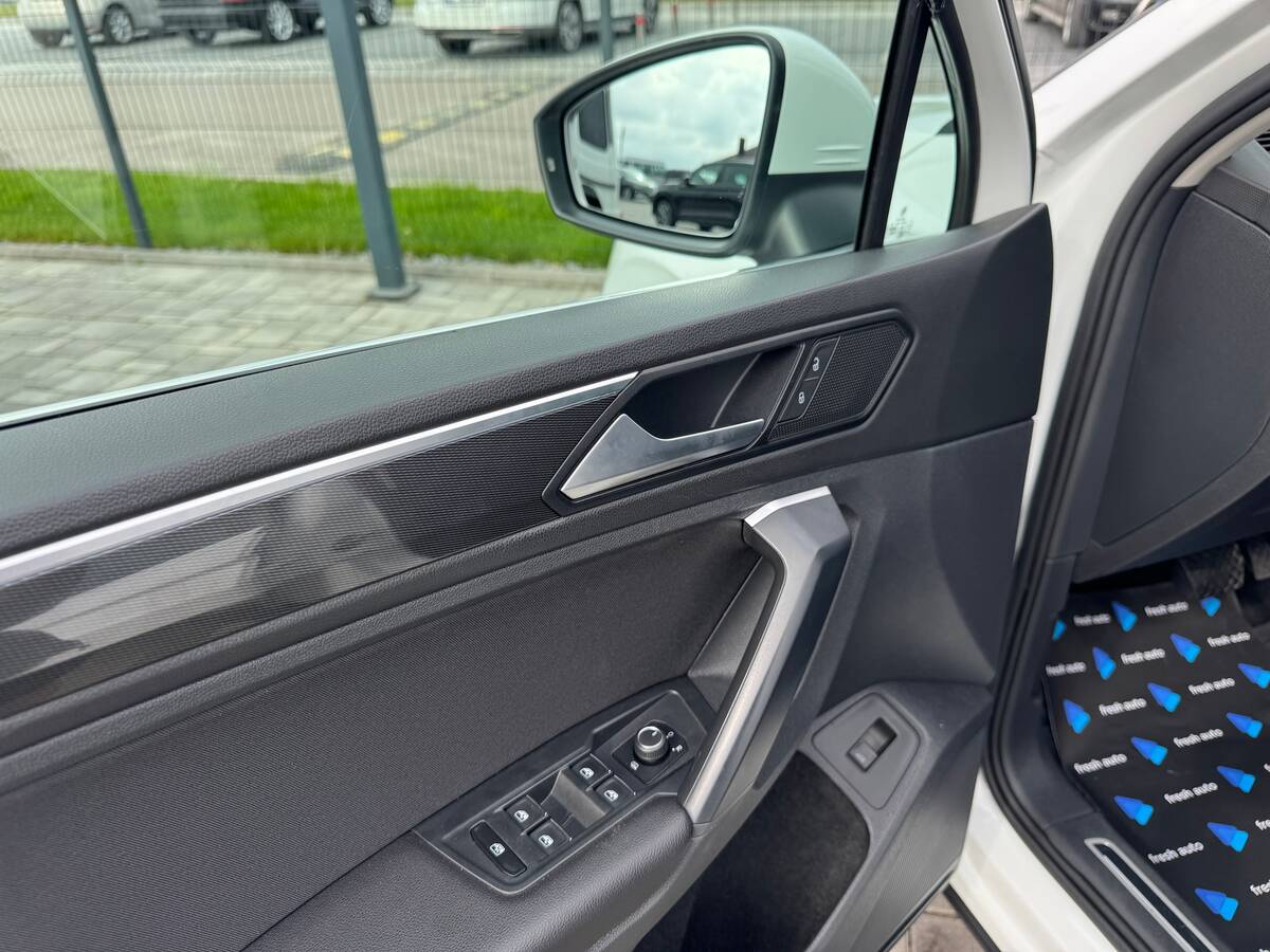 Volkswagen Tiguan 2019 - freshauto