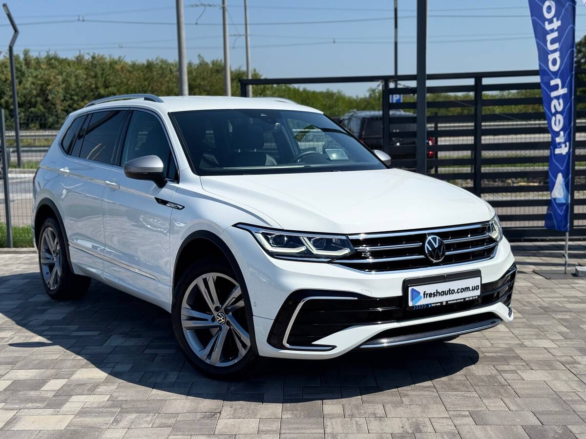 Volkswagen Tiguan Allspace 2022 (Фольксваген Тігуан Оллспейс) — фото 1 з 5