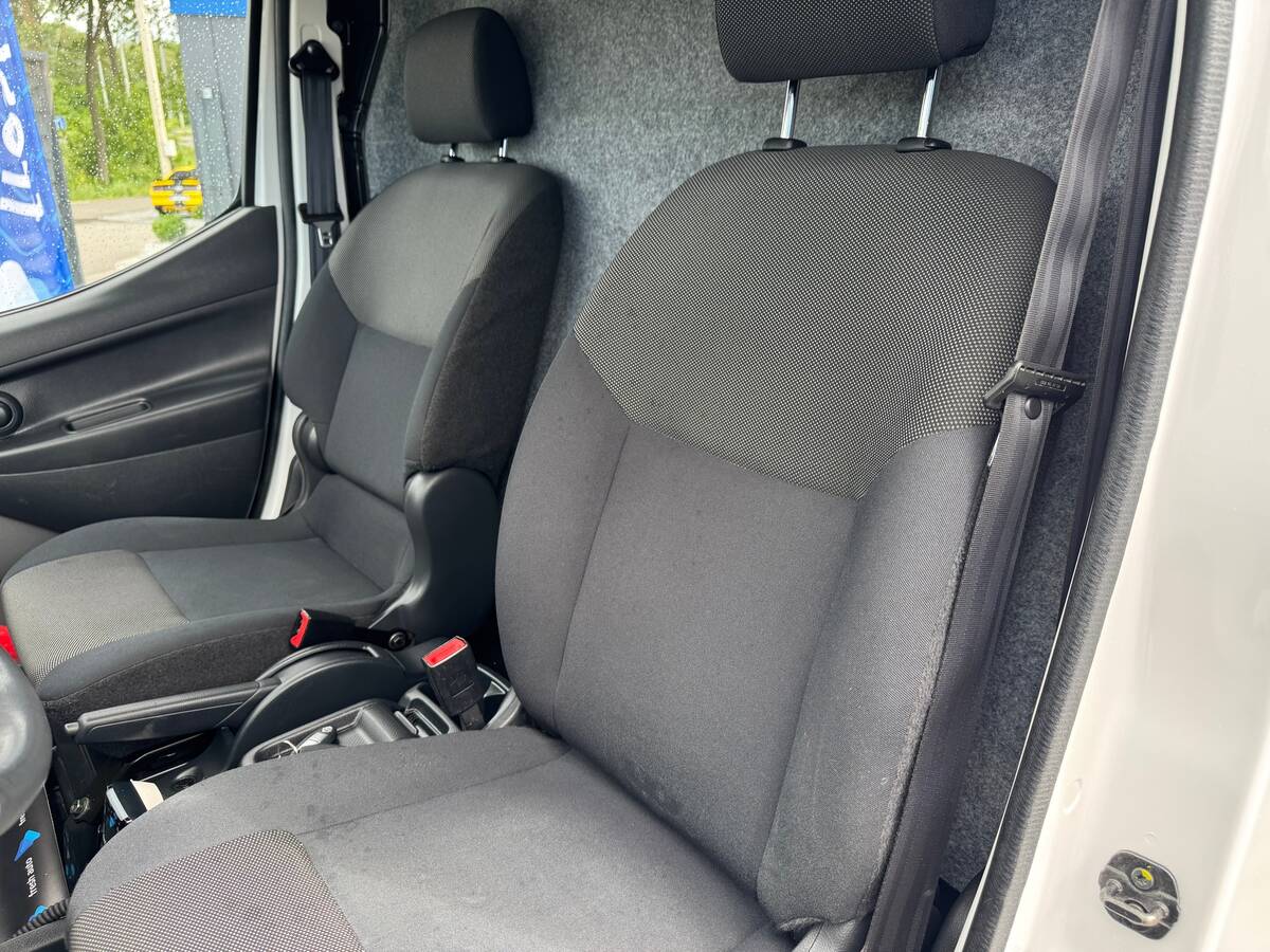 Nissan e-NV200 2020 - fresh avto