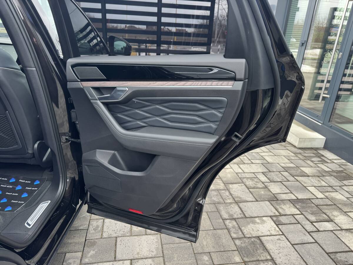 Volkswagen Touareg 2021 - fresh auto рівне