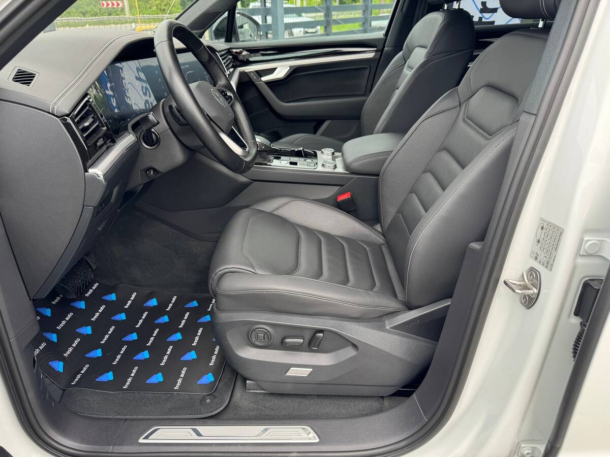Volkswagen Touareg R 2022 - сайт фреш авто