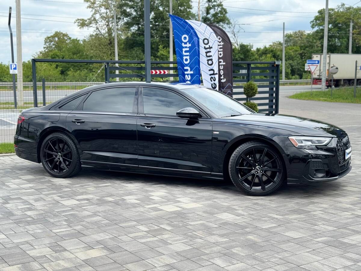 Audi A8 2024 - Пробіг: 6 тис. км
