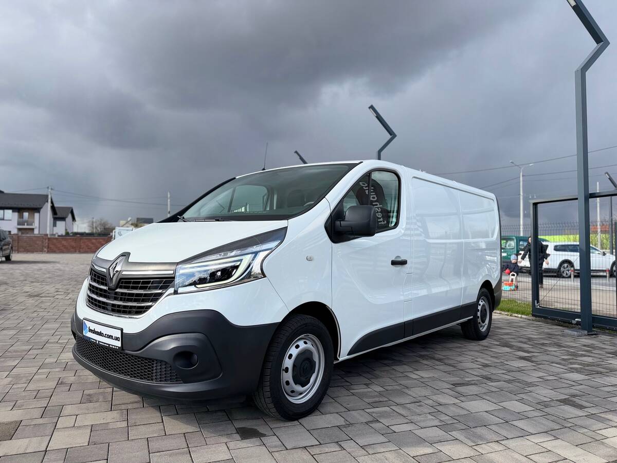 Renault Trafic 2021 - DriveType: Front 