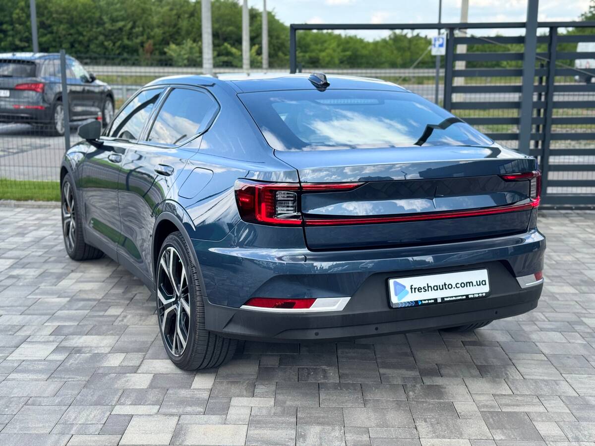 Polestar 2 2020 - Power reserve: 400 km