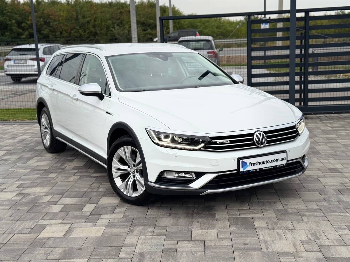 Volkswagen Passat Alltrack 2018 (Фольксваген Пасат Олтрек) — фото 1 з 5