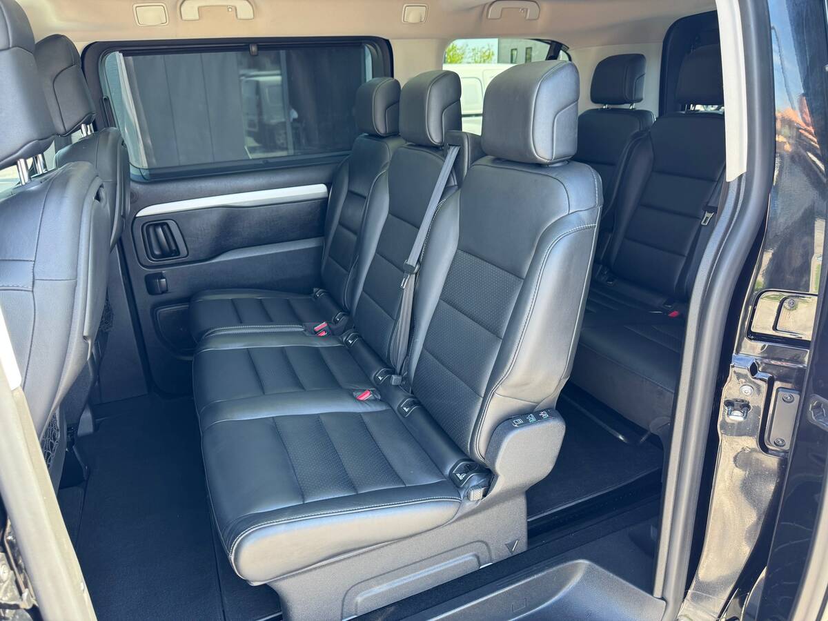 Peugeot Traveller 2020 - Тип кузова: Minivan 