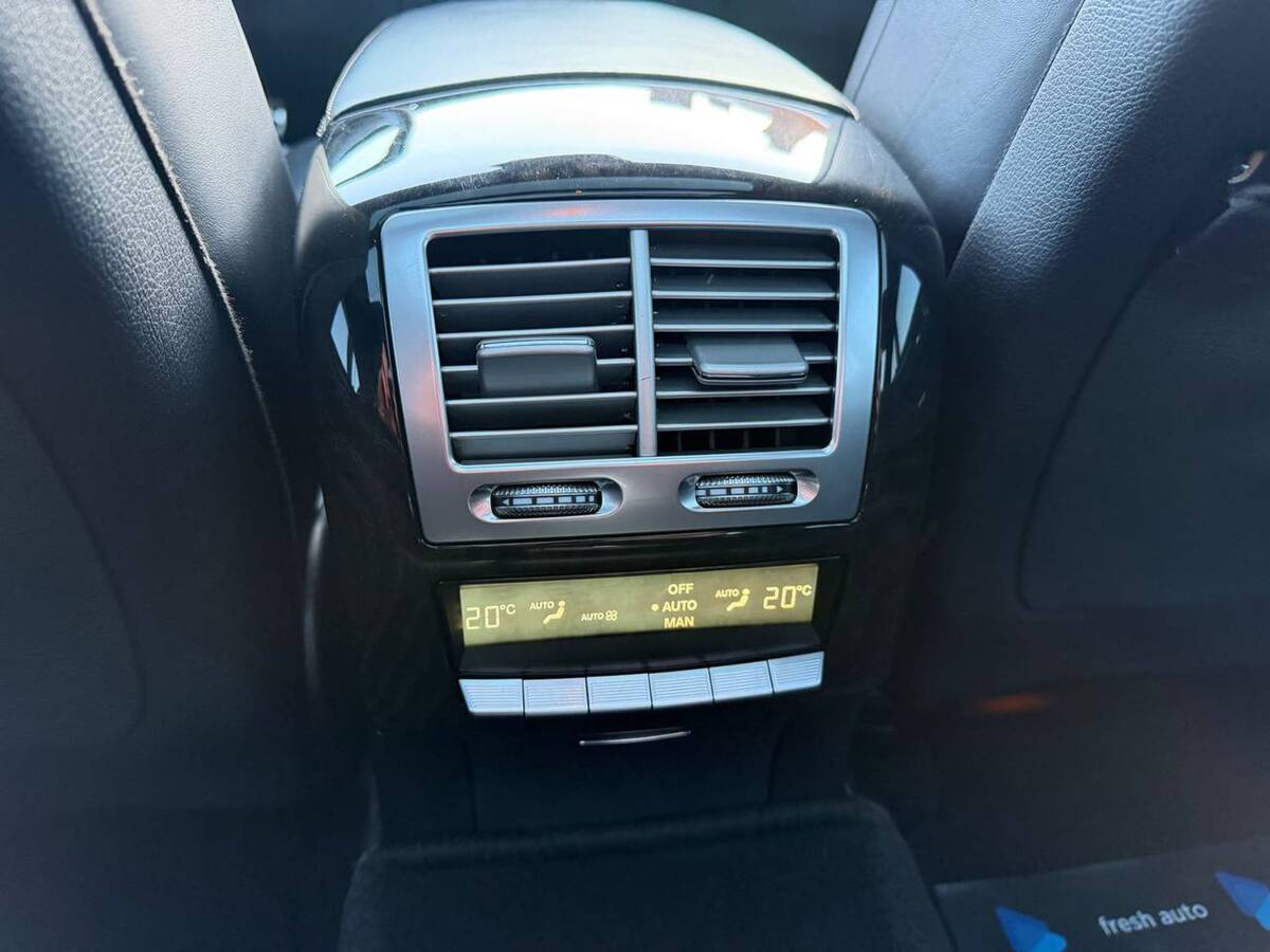 Mercedes-Benz S-Class 2012 - fresh auto