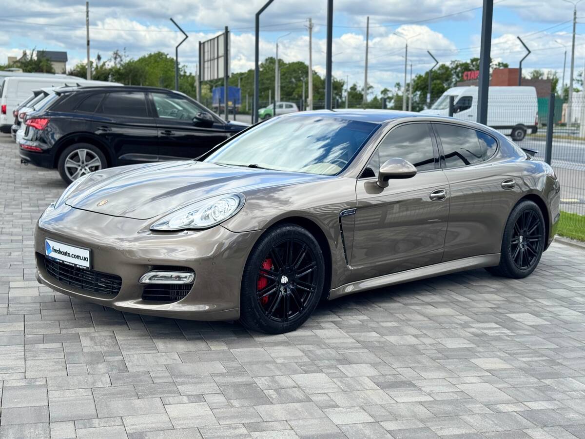 Porsche Panamera 2011 - Fuel: Petrol 
