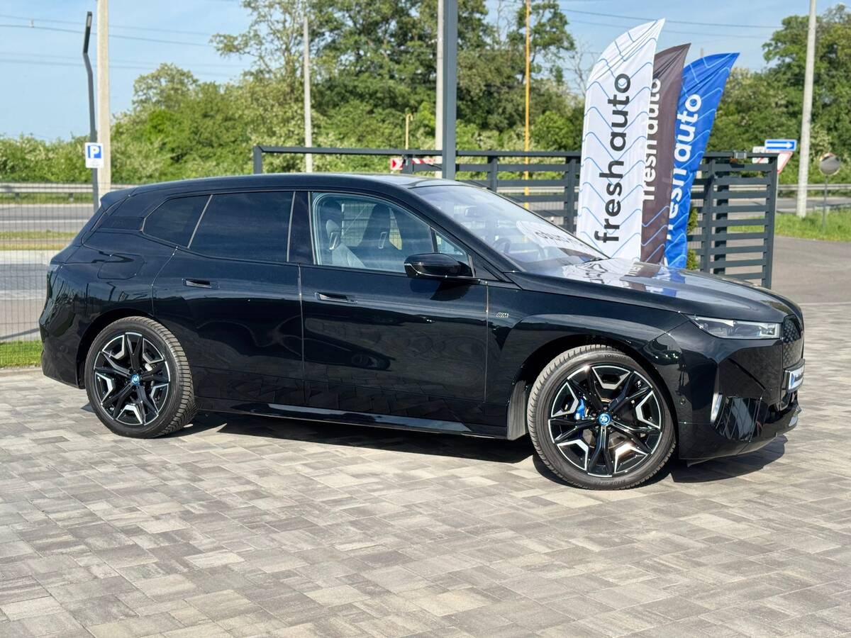 BMW IX M60 2023 - Battery: 116 kWt