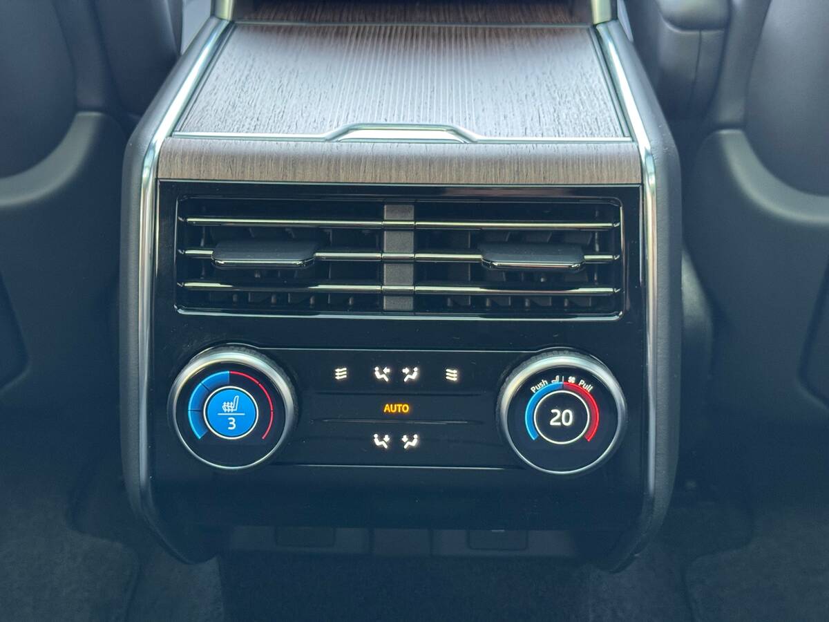 Land Rover Range Rover 2023 - Пробіг: 22 тис. км