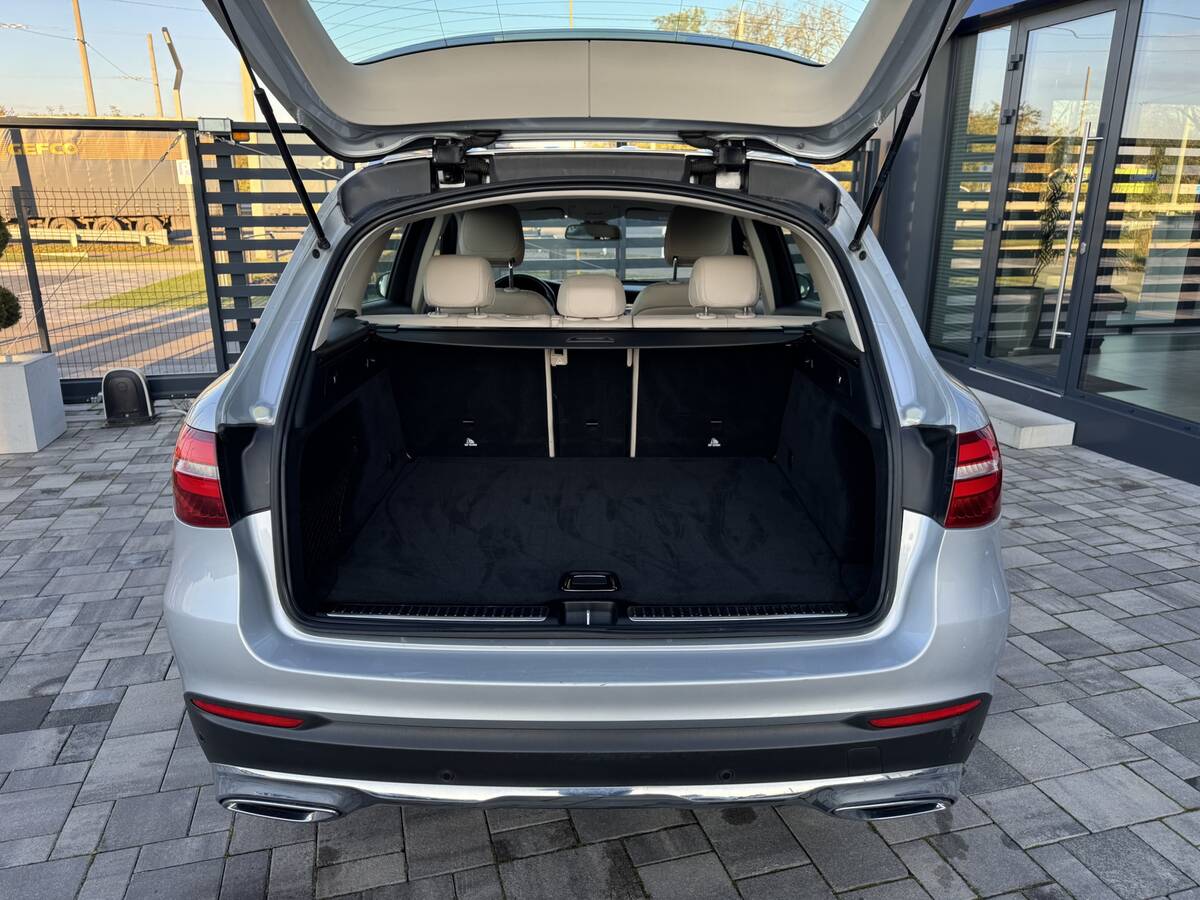 Mercedes-Benz GLC-Class 2016 - Місцезнаходження: В Україні 