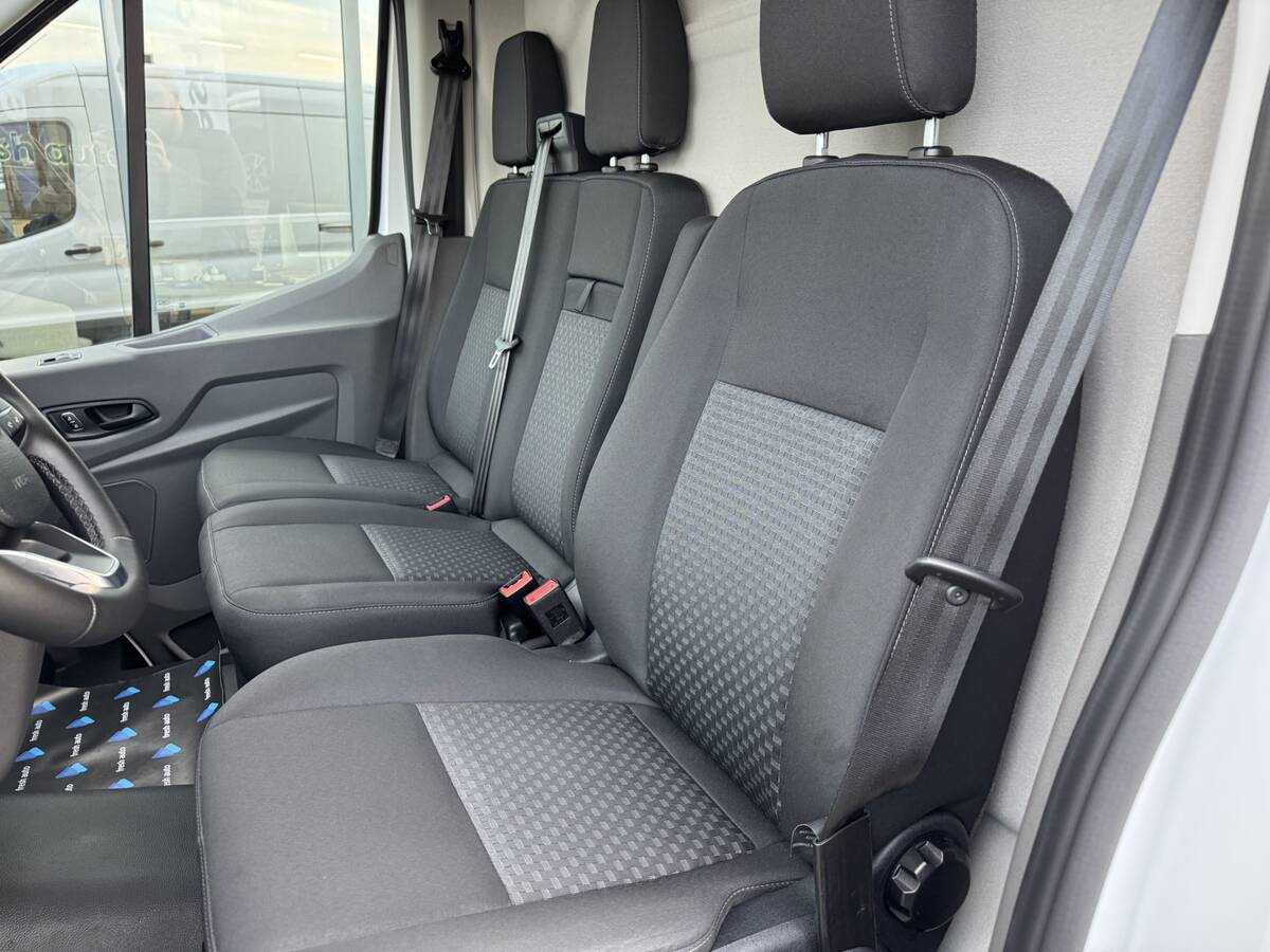 Ford E – Transit 2023 - фрешавто