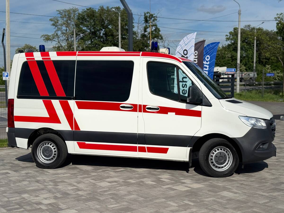 Mercedes-Benz Sprinter 2019 - Привід: Задній 