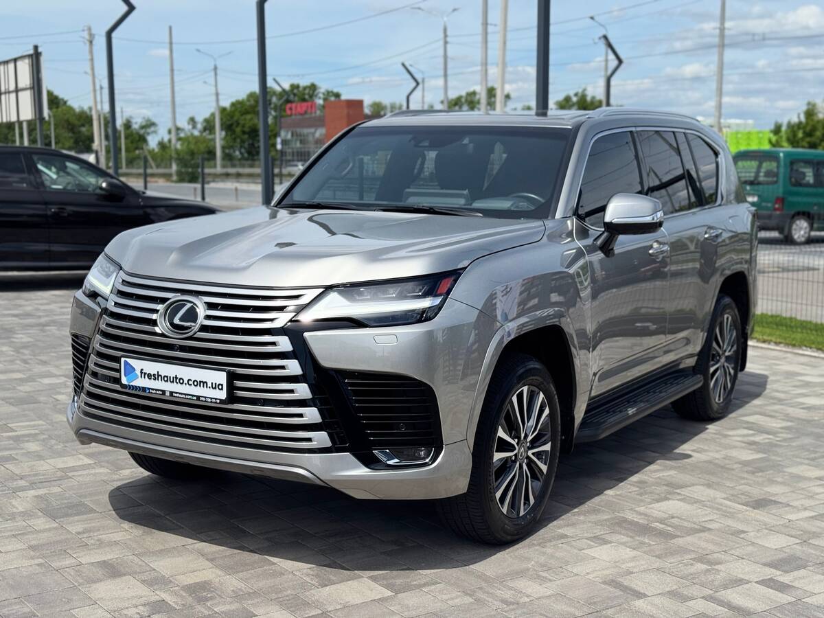 Lexus LX 2022 - Потужність: 299 кс