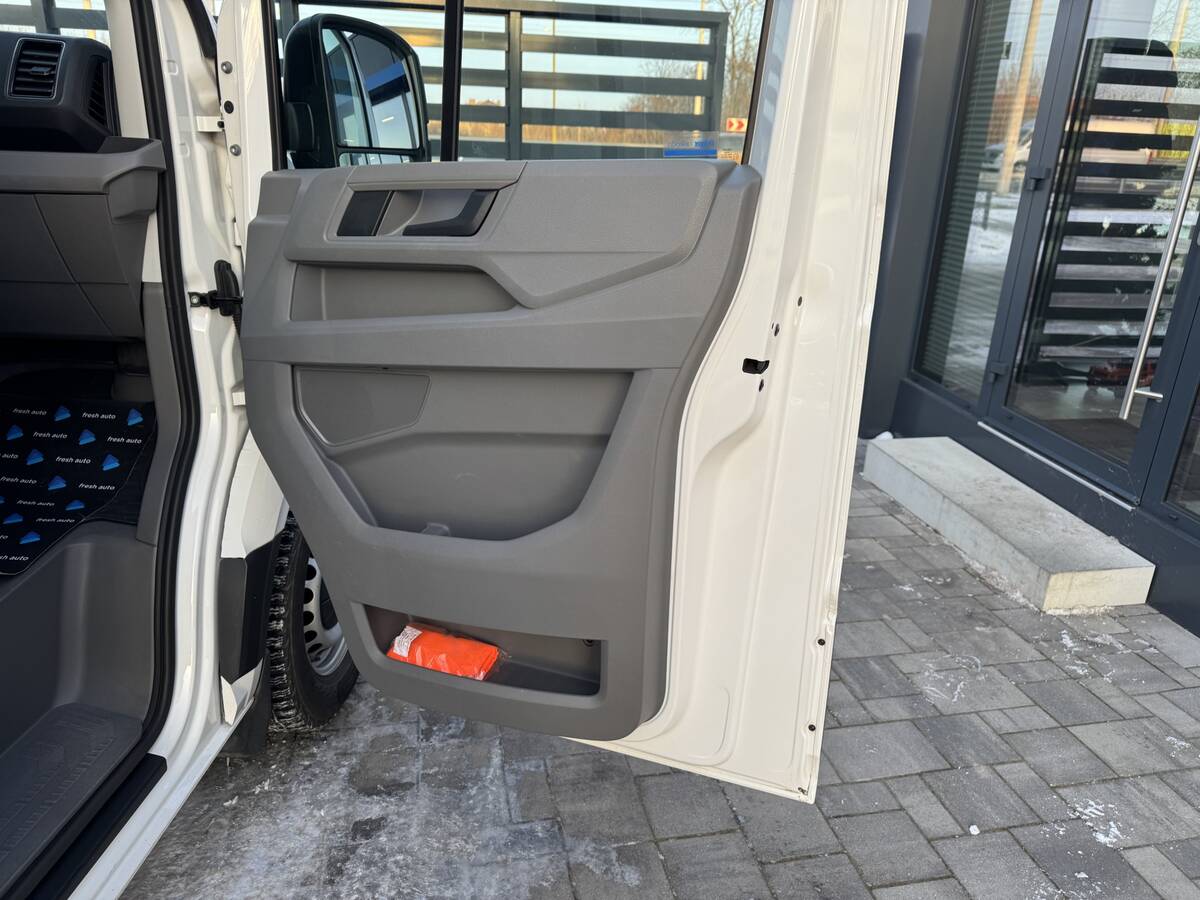 Volkswagen crafter 2020 - Батарея: 37 кВт