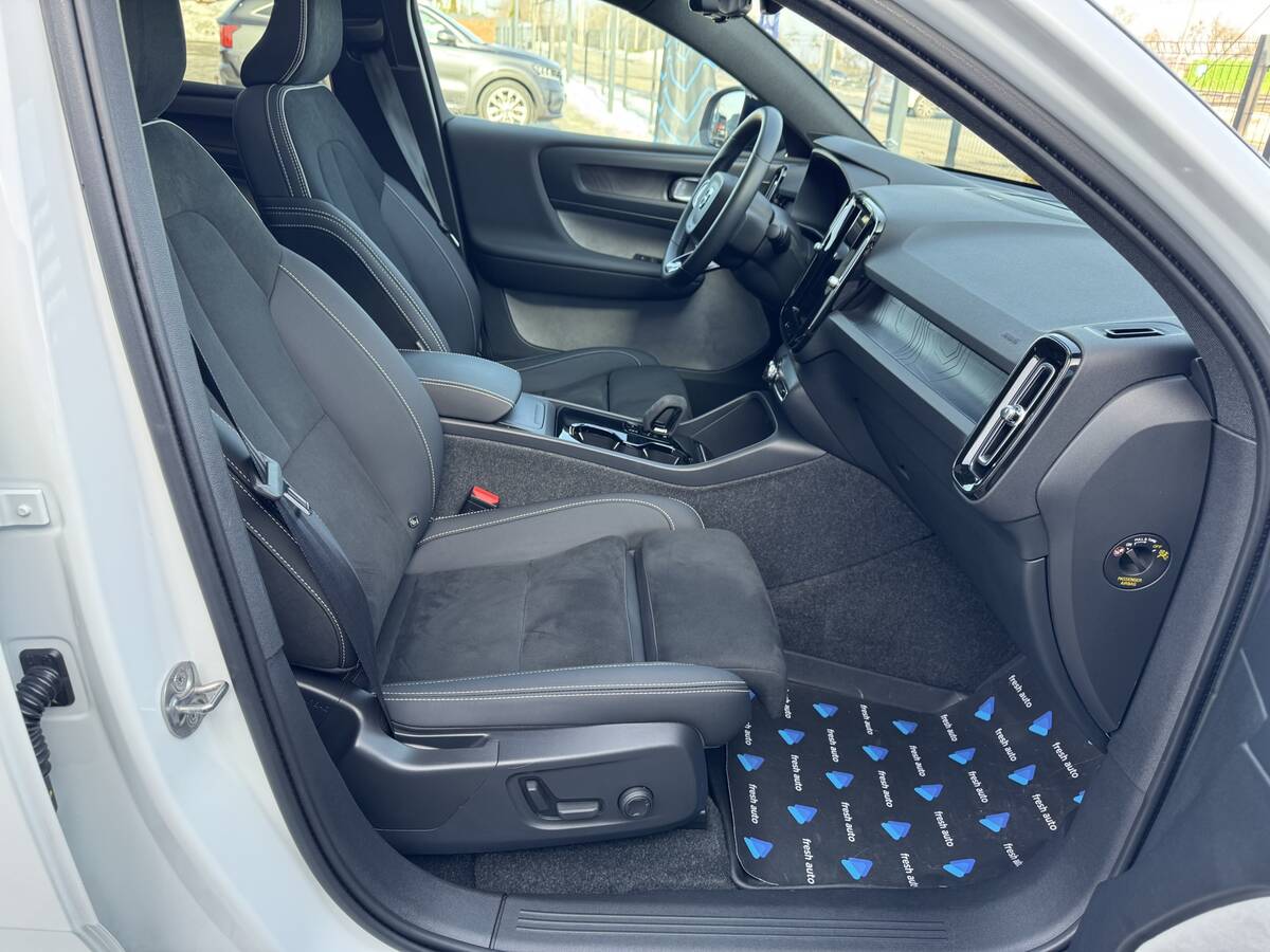 Volvo C40 Recharge 2023 - fresh auto рівне