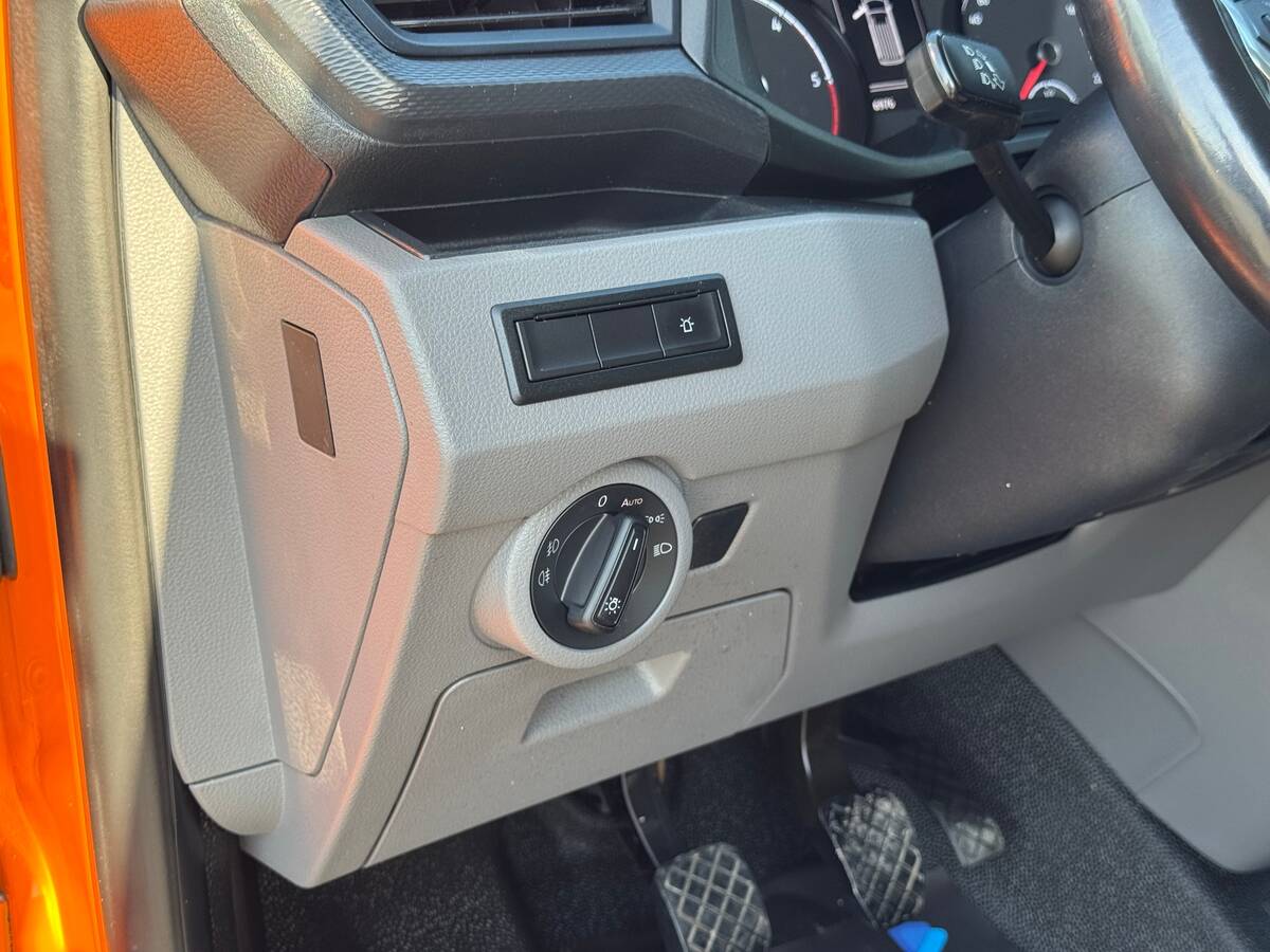 Volkswagen Transporter 2020 - freshauto
