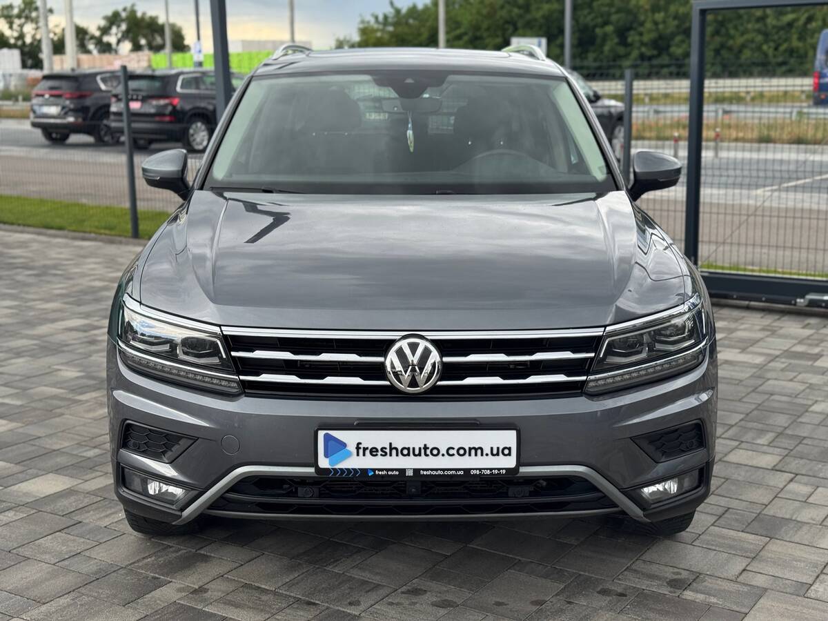 Volkswagen Tiguan 2018 (Фольксваген Тігуан) — фото 2 з 5