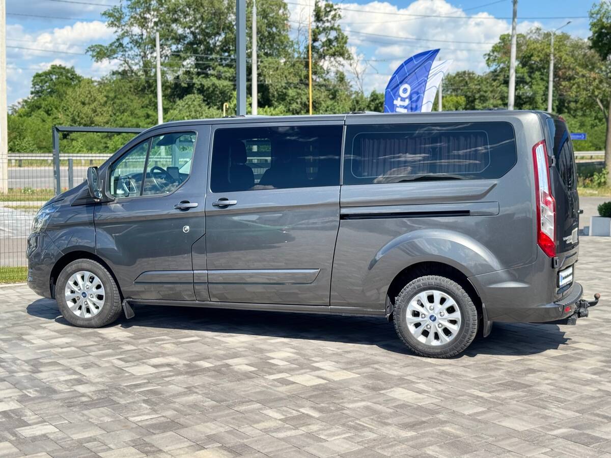 Ford Transit Custom 2018 - Тип кузова: Minivan 