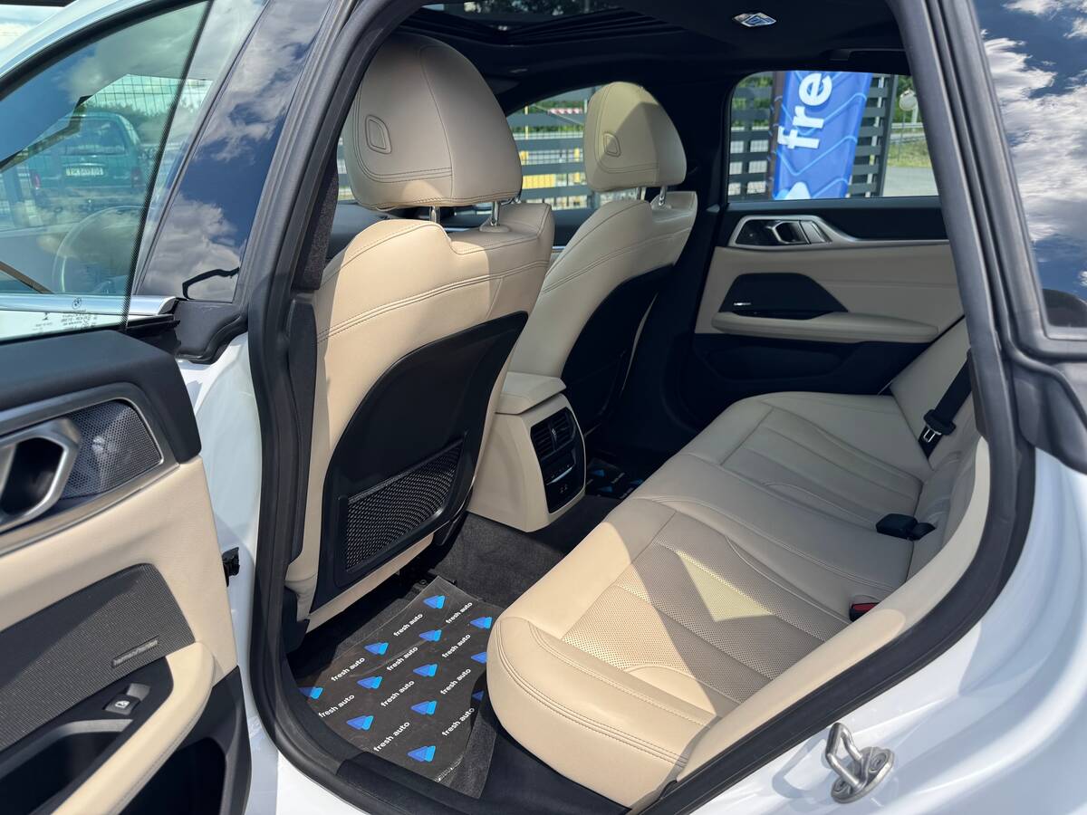 BMW i4 2022 - Тип кузова: Coupe 