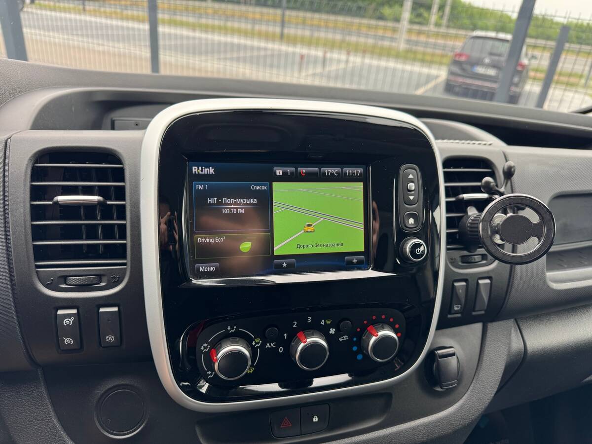 Renault Trafic 2020 - fresh avto